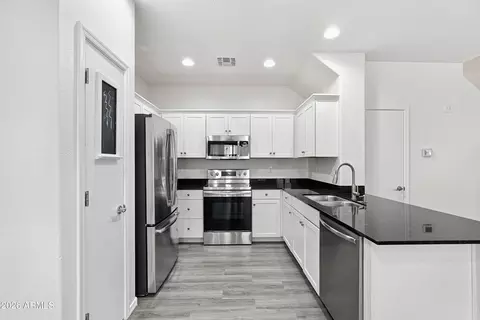 Kitchen - 2437 N 73rd Dr, Phoenix, AZ 85035 photo 1 of 4