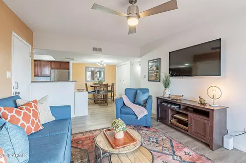 5757 W Eugie Ave #2081, Glendale, AZ 85304