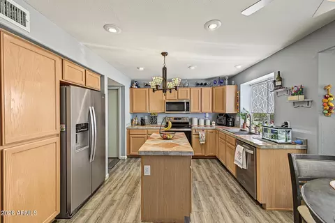 Kitchen - 3320 E Long Lake Rd, Phoenix, AZ 85048 photo 3 of 4