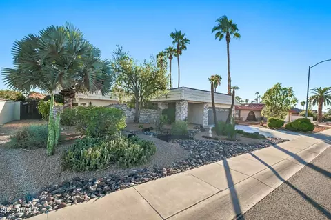 13607 W Pyracantha Dr, Sun City West, AZ 85375