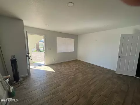 Living - 1324 E 30th Ave, Apache Junction, AZ 85119 photo 7 of 8