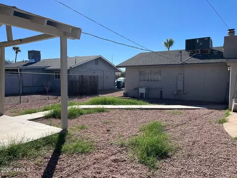 Exterior - 1324 E 30th Ave, Apache Junction, AZ 85119 photo 7 of 9