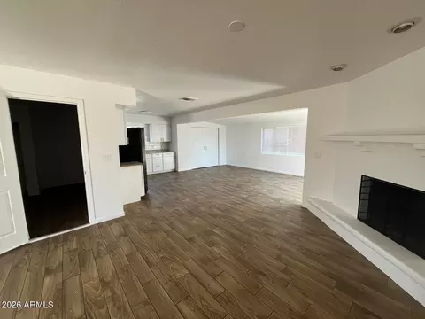 Living - 1324 E 30th Ave, Apache Junction, AZ 85119 photo 3 of 8