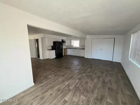 Living - 1324 E 30th Ave, Apache Junction, AZ 85119 photo 5 of 8