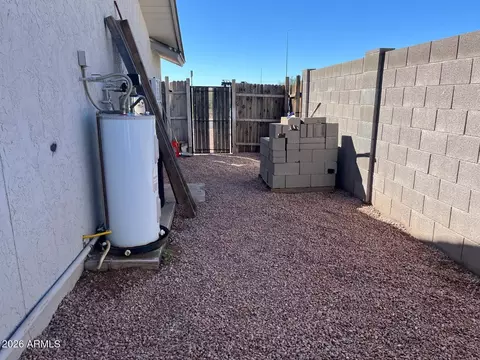 Exterior - 1324 E 30th Ave, Apache Junction, AZ 85119 photo 4 of 9
