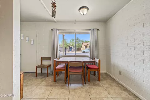 Dining - 1427 E Cholla St, Phoenix, AZ 85020 photo 1 of 1