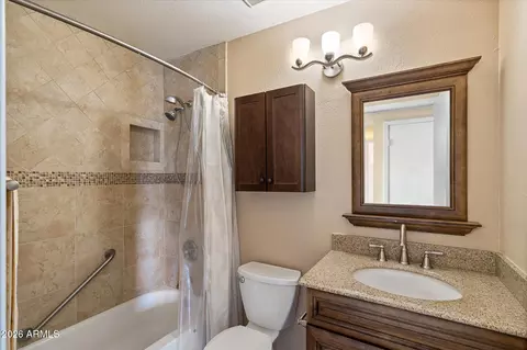 Bath - 1163 E Vinedo Ln, Tempe, AZ 85284 photo 1 of 1