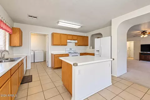 Kitchen - 10550 E Bogart Ave, Mesa, AZ 85208 photo 2 of 2