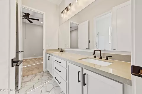 Bath - 10128 E Supernova Dr, Mesa, AZ 85212 photo 5 of 6