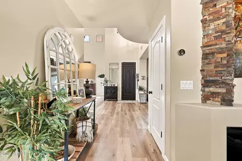 Entry Way - 3177 S Corrine Ct, Gilbert, AZ 85295 photo 3 of 7