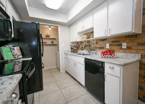Kitchen - 1721 Ellis Dr, Tempe, AZ 85282 photo 2 of 3