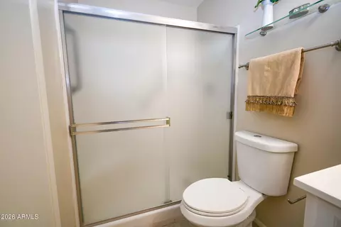 Bath - 1721 Ellis Dr, Tempe, AZ 85282 photo 2 of 3