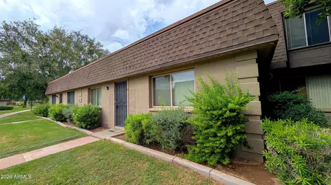 1721 Ellis Dr, Tempe, AZ 85282