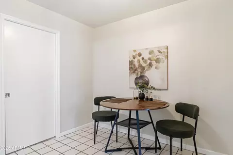 Dining - 7348 N 7th Pl, Phoenix, AZ 85020 photo 1 of 5