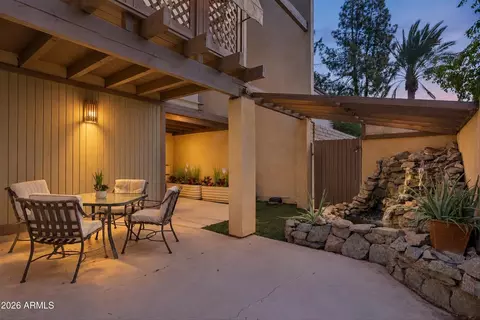 Exterior - 7348 N 7th Pl, Phoenix, AZ 85020 photo 13 of 16