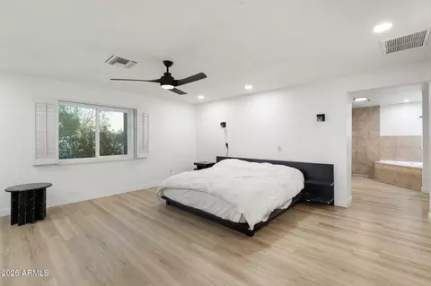 Bedroom - 3202 E Oregon Ave, Phoenix, AZ 85018 photo 1 of 3