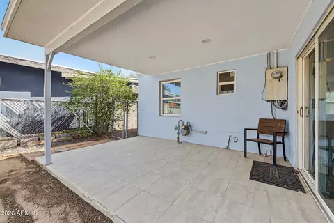 Exterior - 1410 E Windsor Ave, Phoenix, AZ 85006 photo 5 of 13