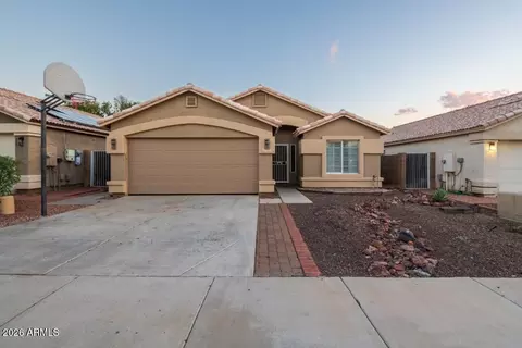 3521 W Fallen Leaf Ln, Glendale, AZ 85310