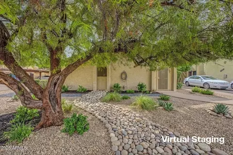 Exterior - 2437 E Tracy Ln #1, Phoenix, AZ 85032 photo 3 of 4