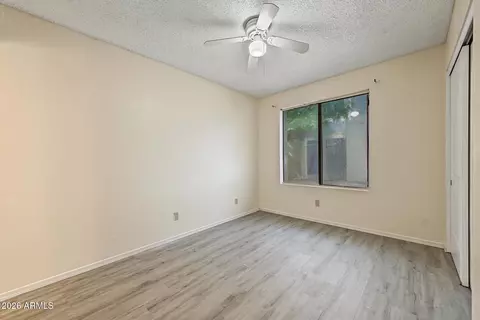 Bedroom - 2437 E Tracy Ln #1, Phoenix, AZ 85032 photo 2 of 5