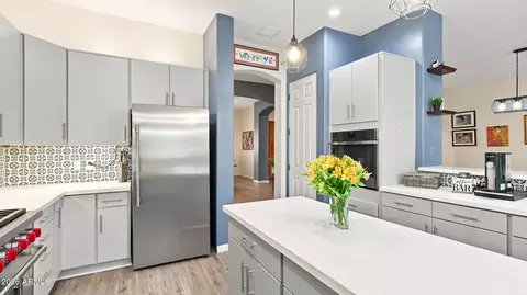 Kitchen - 10528 S Coyote Melon Loop, Vail, AZ 85641 photo 4 of 7