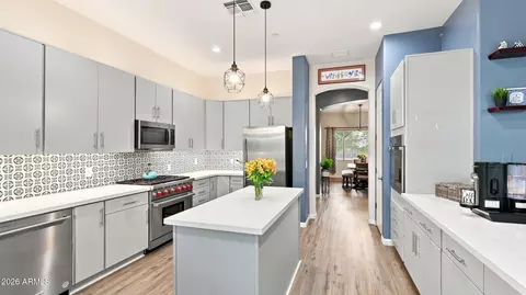 Kitchen - 10528 S Coyote Melon Loop, Vail, AZ 85641 photo 6 of 7