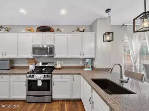 Kitchen - 2642 E Hickory St, Gilbert, AZ 85298 photo 3 of 6