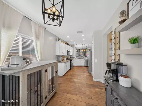 Entry Way - 2642 E Hickory St, Gilbert, AZ 85298 photo 4 of 6