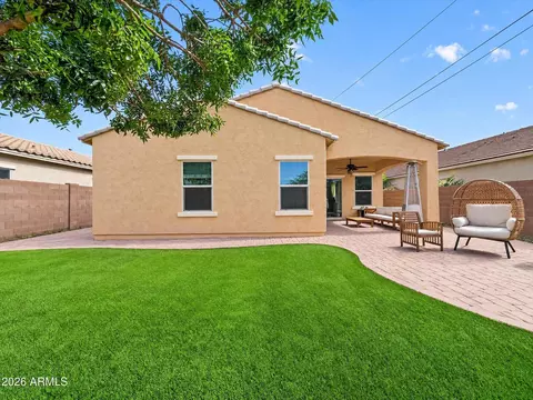 Exterior - 2642 E Hickory St, Gilbert, AZ 85298 photo 15 of 17