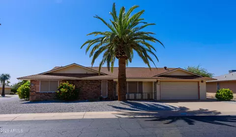 9739 W Riviera Dr, Sun City, AZ 85351