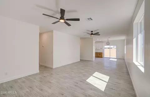 Living - 1523 S Hale Dr, Apache Junction, AZ 85120 photo 2 of 4