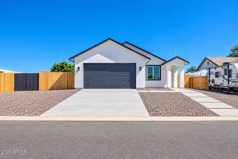 Exterior - 1523 S Hale Dr, Apache Junction, AZ 85120 photo 2 of 3