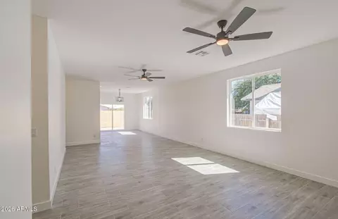 Living - 1523 S Hale Dr, Apache Junction, AZ 85120 photo 3 of 4
