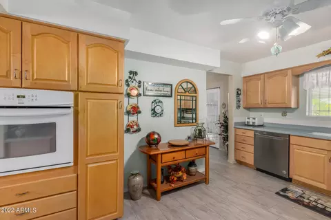 Kitchen - 5853 E Adobe Rd, Mesa, AZ 85205 photo 2 of 3