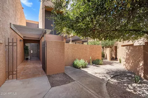 7401 N Scottsdale Rd #16, Paradise Valley, AZ 85253