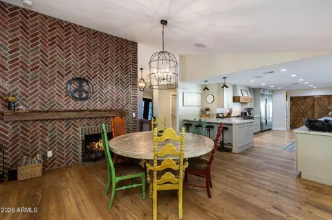 Dining - 3443 N 48th Way, Phoenix, AZ 85018 photo 2 of 2