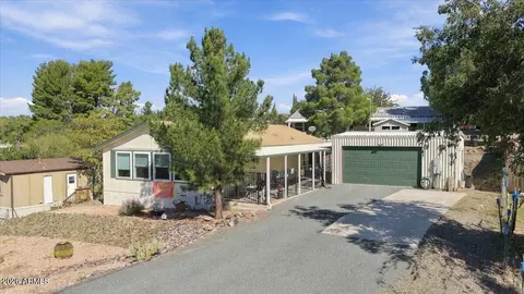 17192 E Trails End Rd, Mayer, AZ 86333