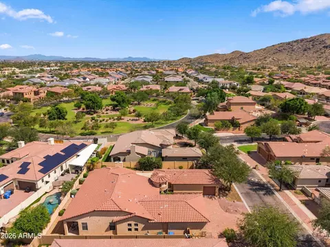 View/Area - 3212 E Constance Way, Phoenix, AZ 85042 photo 5 of 5