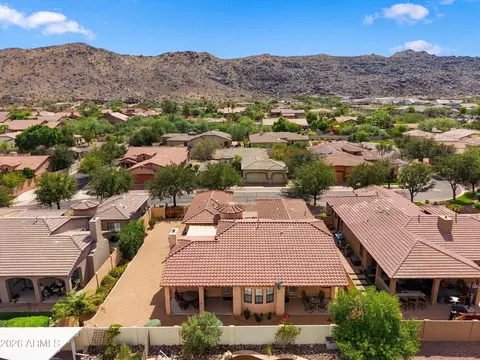 View/Area - 3212 E Constance Way, Phoenix, AZ 85042 photo 3 of 5