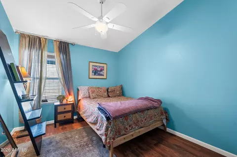 Bedroom - 2935 E Redfield Rd, Phoenix, AZ 85032 photo 2 of 2