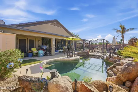 1774 W Green Tree Dr, San Tan Valley, AZ 85144