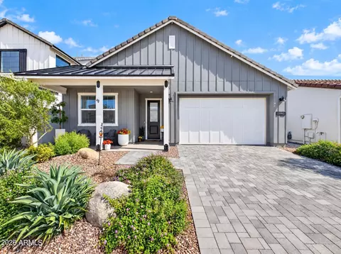 11995 N Luckenbach St, Surprise, AZ 85388