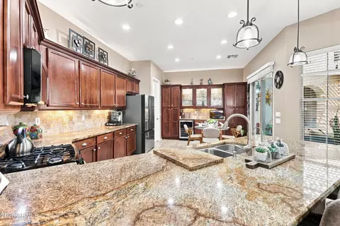 28255 N 123rd Ln, Peoria, AZ 85383