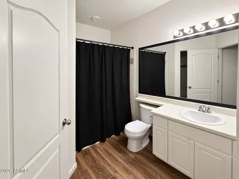 Bath - 1701 E Colter St #391, Phoenix, AZ 85016 photo 4 of 4