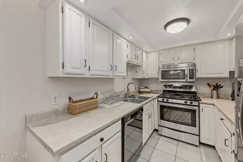 Kitchen - 889 E Lancaster Cir, Florence, AZ 85132 photo 1 of 5