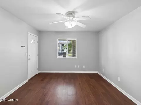 Living - 1336 E Mountain View Rd #110, Phoenix, AZ 85020 photo 1 of 2