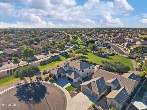 View/Area - 3586 E Riopelle Ct, Gilbert, AZ 85298 photo 9 of 17