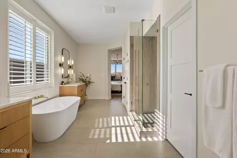 Bath - 3586 E Riopelle Ct, Gilbert, AZ 85298 photo 2 of 7
