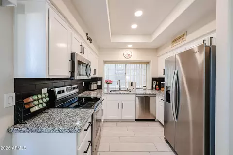 Kitchen - 918 E Annette Dr, Phoenix, AZ 85022 photo 1 of 4