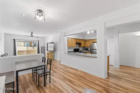 525 N Miller Rd #138, Scottsdale, AZ 85257